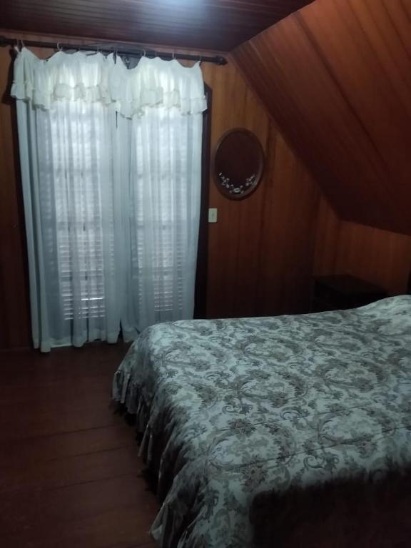 Chalé Aconchego (15 minutos do centrinho) room 1